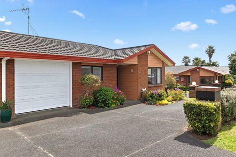 Photo of property in 21/151 Kitchener Road, Pukekohe, 2120