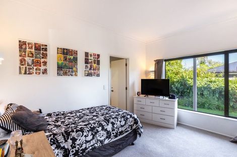 Photo of property in 23 Harvey Street, Waipahihi, Taupo, 3330