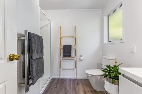 Photo of property in 8 The Crowsnest, Whitby, Porirua, 5024