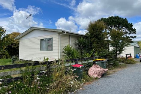 Photo of property in 346 Henderson Valley Road, Henderson Valley, Auckland, 0612