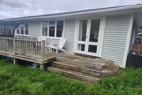 Photo of property in 4a Raukawa Street, Strathmore Park, Wellington, 6022