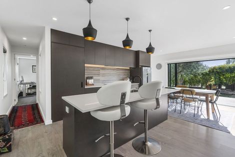 Photo of property in 2 Burgundy Drive, Martinborough, 5711