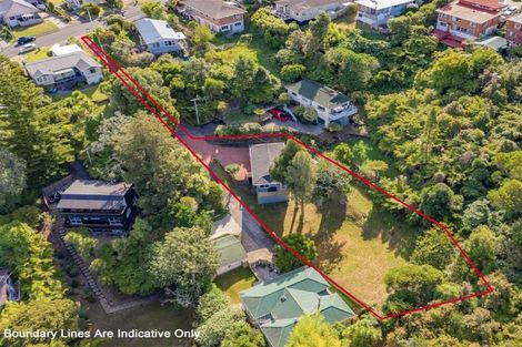 Photo of property in 8 Limmer Place, Browns Bay, Auckland, 0632