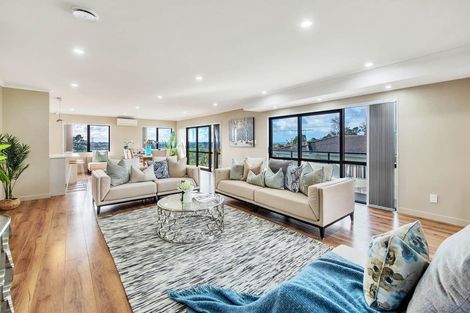 Photo of property in 285a Don Buck Road, Massey, Auckland, 0614