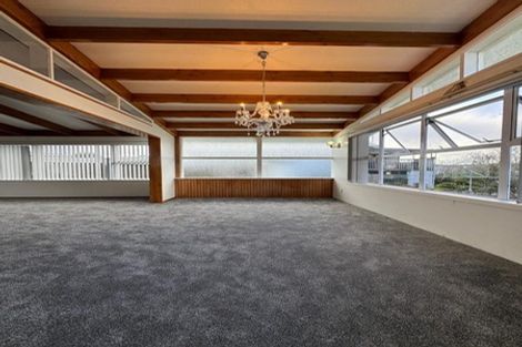 Photo of property in 73 Christmas Road, Manurewa, Auckland, 2102
