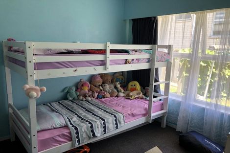 Photo of property in 1/8 Anne Road, Hillcrest, Auckland, 0627