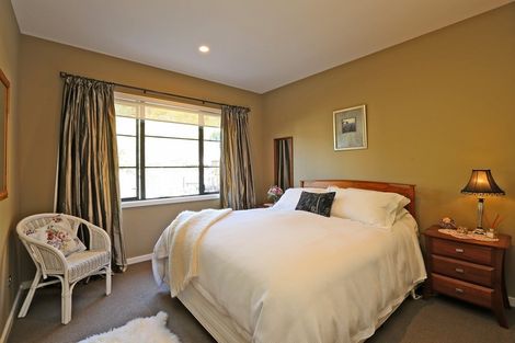 Photo of property in 114 Kent Terrace, Taradale, Napier, 4112