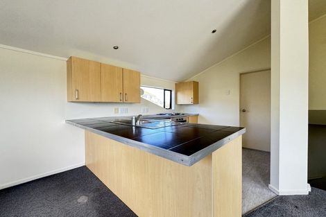 Photo of property in 28 Morere Street, Titahi Bay, Porirua, 5022