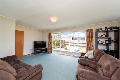 Photo of property in 7 Ngaio Place, Hawera, 4610