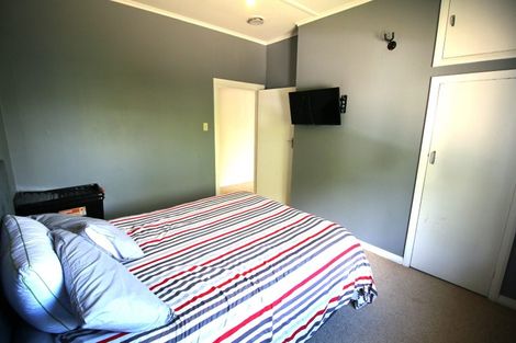 Photo of property in 19 Ongo Road, Hunterville, 4730