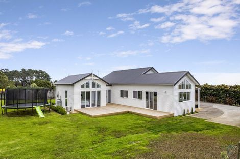 Photo of property in 1312 Devon Road, Brixton, Waitara, 4382