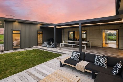 Photo of property in 2/48 Livingstone Road, Ngahinapouri, Hamilton, 3290