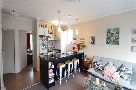 Photo of property in 51f2 Austin Street, Mount Victoria, Wellington, 6011