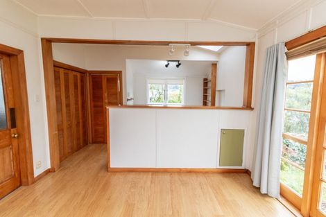 Photo of property in 3 Douro Avenue, Newtown, Wellington, 6021