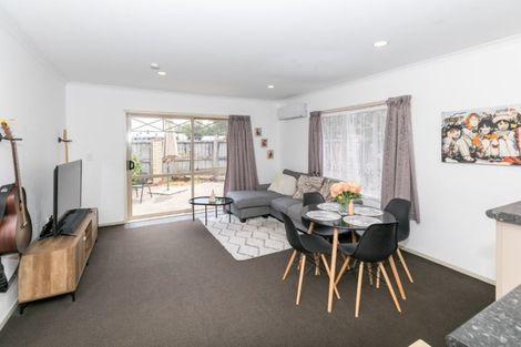 Photo of property in 201u4 Massey Street, Frankton, Hamilton, 3204