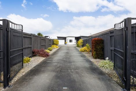 Photo of property in 59 Liberty Grove, Kelvin Grove, Palmerston North, 4414