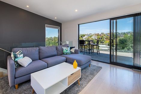Photo of property in 131 Beach Road, Castor Bay, Auckland, 0620