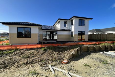 Photo of property in 2 Cutfield Lane, Kumeu, 0810