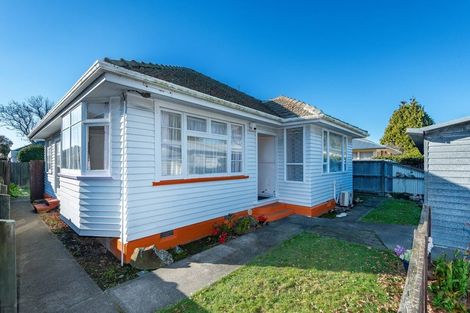 Photo of property in 102 Yaldhurst Road, Sockburn, Christchurch, 8042