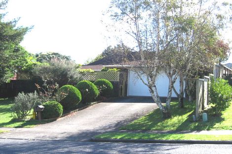Photo of property in 7 Loloma Drive, Half Moon Bay, Auckland, 2012