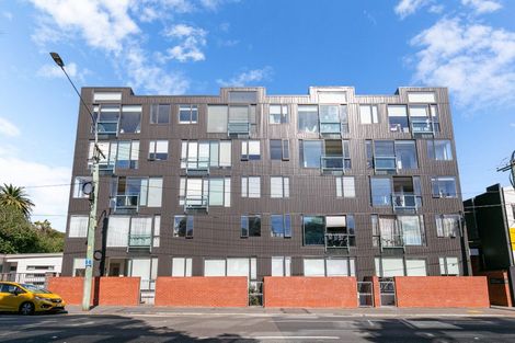 Photo of property in Nouvo Apartments, 3g/21 Rugby Street, Mount Cook, Wellington, 6021
