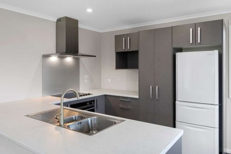 Photo of property in 35 Oldfield Lane, Marton, 4710