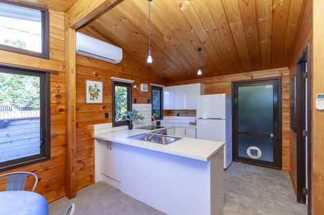 Photo of property in 6 Park Avenue, Waikanae, 5036