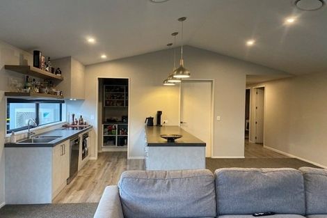 Photo of property in 5 Tussle Grove, Halswell, Christchurch, 8025