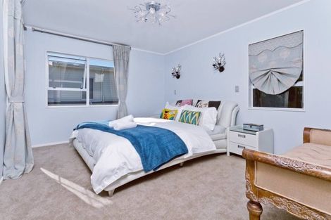 Photo of property in 30 Beulah Avenue, Rothesay Bay, Auckland, 0630