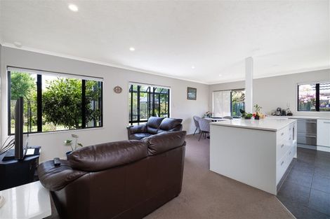 Photo of property in 7 Buscot Gate, Avonhead, Christchurch, 8042
