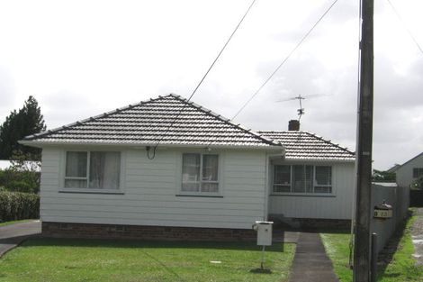 Photo of property in 15 Fairdene Avenue, Henderson, Auckland, 0610