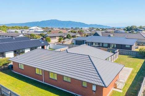 Photo of property in 79 Kotuku Drive, Paraparaumu Beach, Paraparaumu, 5032