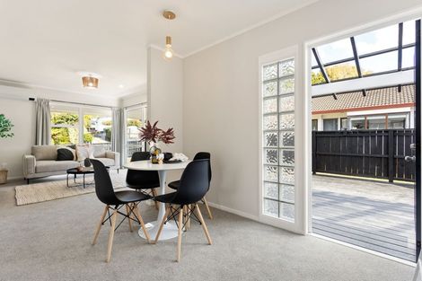 Photo of property in 26a Cromwell Drive, Fitzroy, Hamilton, 3206