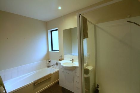 Photo of property in 2 Little Oaks Drive, Yaldhurst, Christchurch, 8042