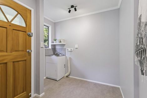 Photo of property in 37 Woodman Drive, Tawa, Wellington, 5028