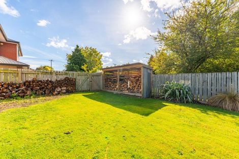 Photo of property in 30 Roseness Street, Palmerston, 9430