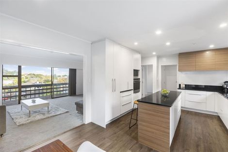 Photo of property in 54 Meadowvale Avenue, Forrest Hill, Auckland, 0620