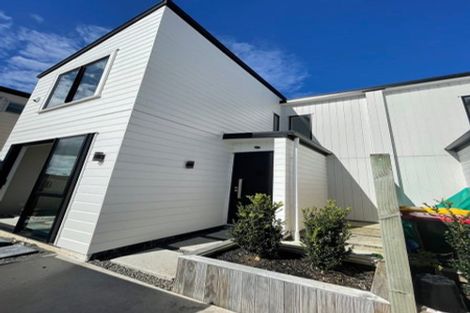 Photo of property in 14 Minhas Road, Papakura, 2110