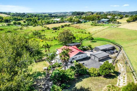 Photo of property in 1539 State Highway 16, Helensville, 0875