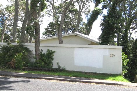 Photo of property in 2/25 Glencoe Road, Browns Bay, Auckland, 0630