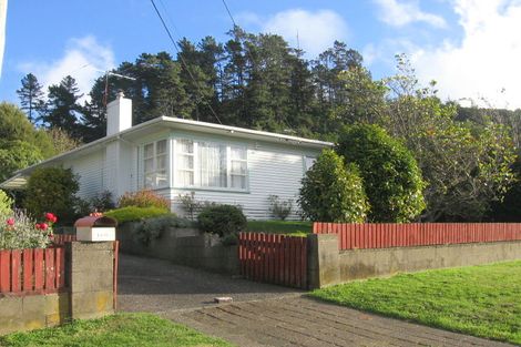 Photo of property in 144 Hine Road, Wainuiomata, Lower Hutt, 5014