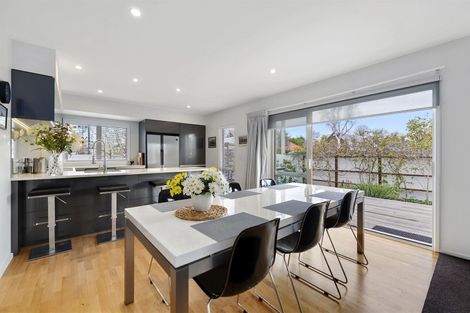 Photo of property in 1 Merivale Lane, Merivale, Christchurch, 8014