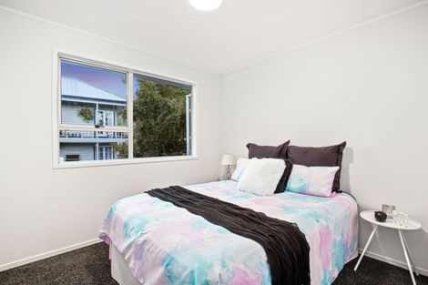 Photo of property in 263 Henderson Valley Road, Henderson, Auckland, 0612