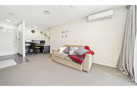 Photo of property in 301/17 Osterley Way, Manukau, Auckland, 2104