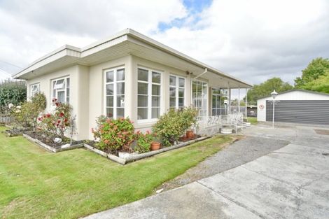 Photo of property in 327 Hills Road, Mairehau, Christchurch, 8013