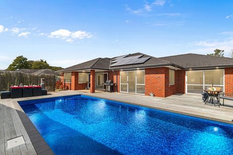 Photo of property in 13 Allendale Place, Morrinsville, 3300