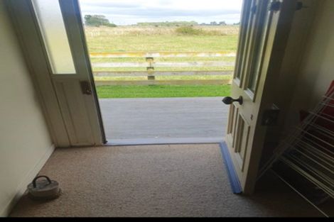 Photo of property in 43 Newbury Line, Newbury, Palmerston North, 4478