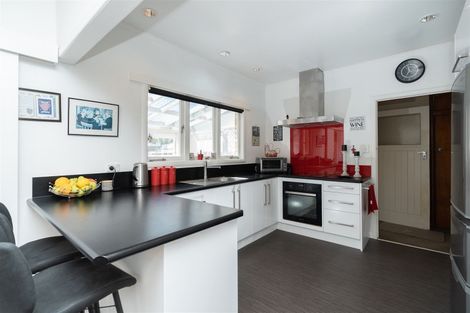 Photo of property in 12 Taylor Terrace, St Andrews, Hamilton, 3200