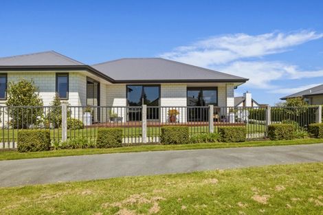 Photo of property in 11 Wyllie Place, Amberley, 7410