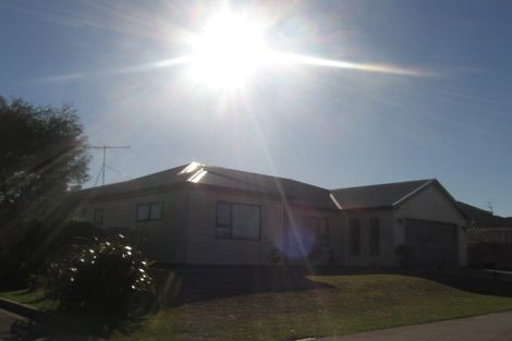 Photo of property in 86 Navigation Drive, Whitby, Porirua, 5024